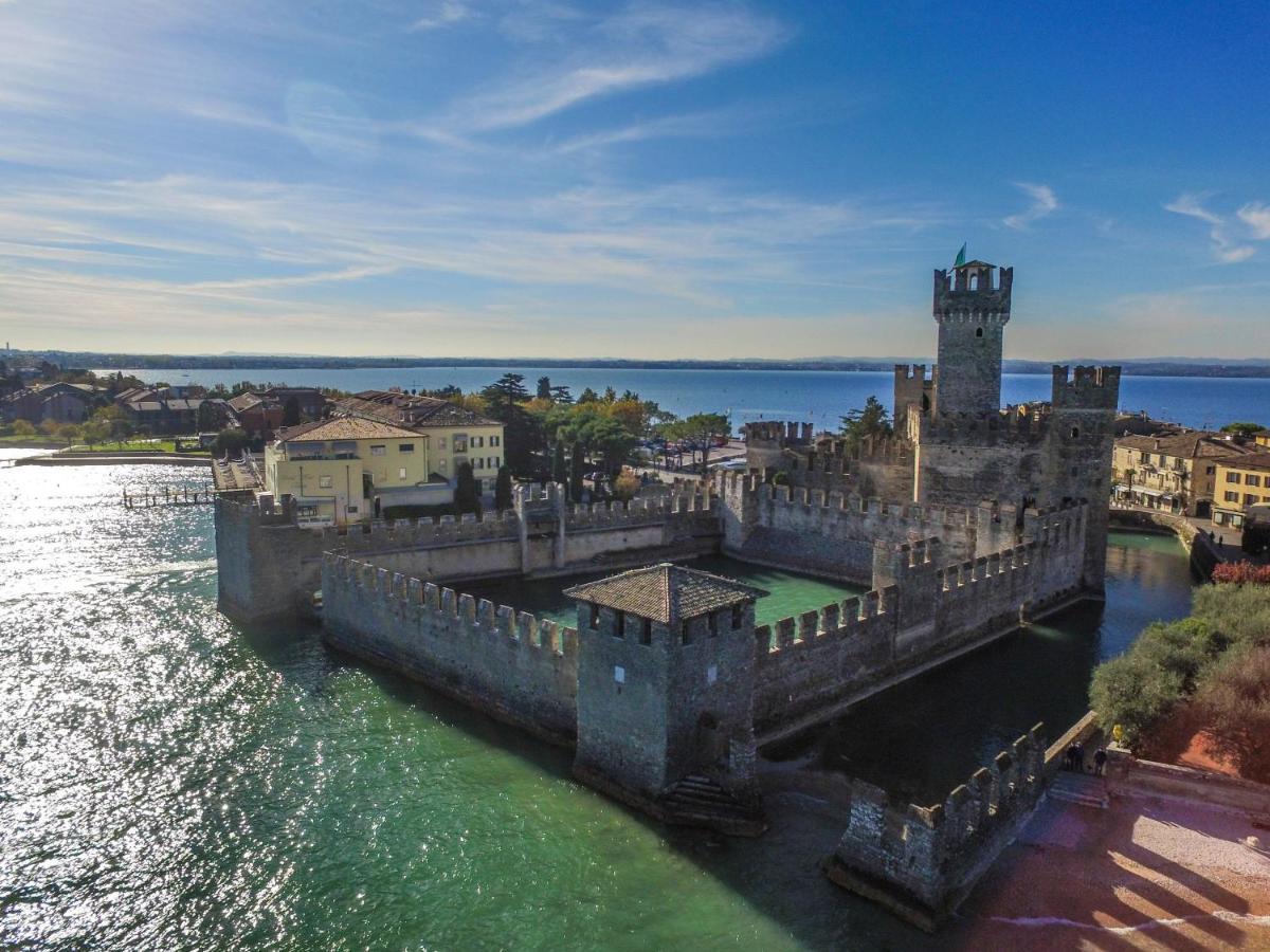 Holiday Sirmione Apartments Zewnętrze zdjęcie