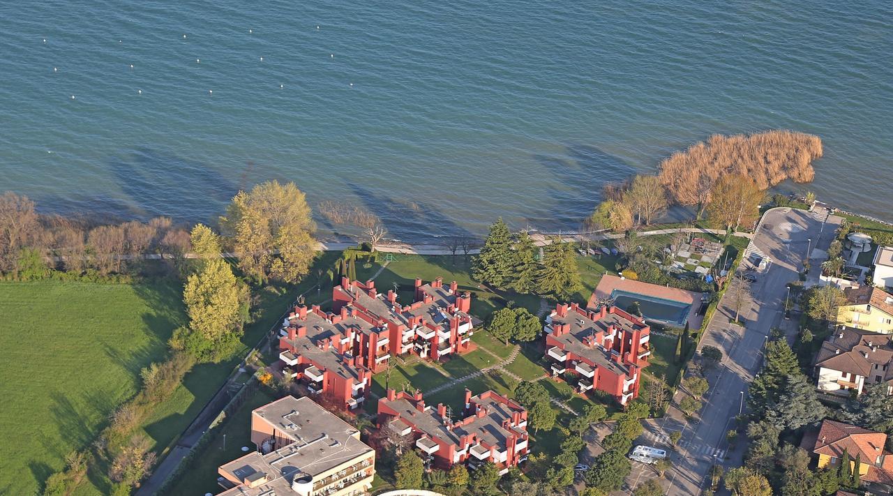 Holiday Sirmione Apartments Zewnętrze zdjęcie