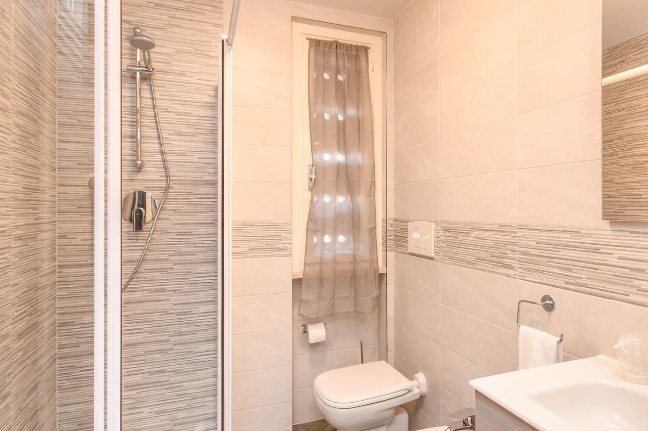 Holiday Sirmione Apartments Zewnętrze zdjęcie