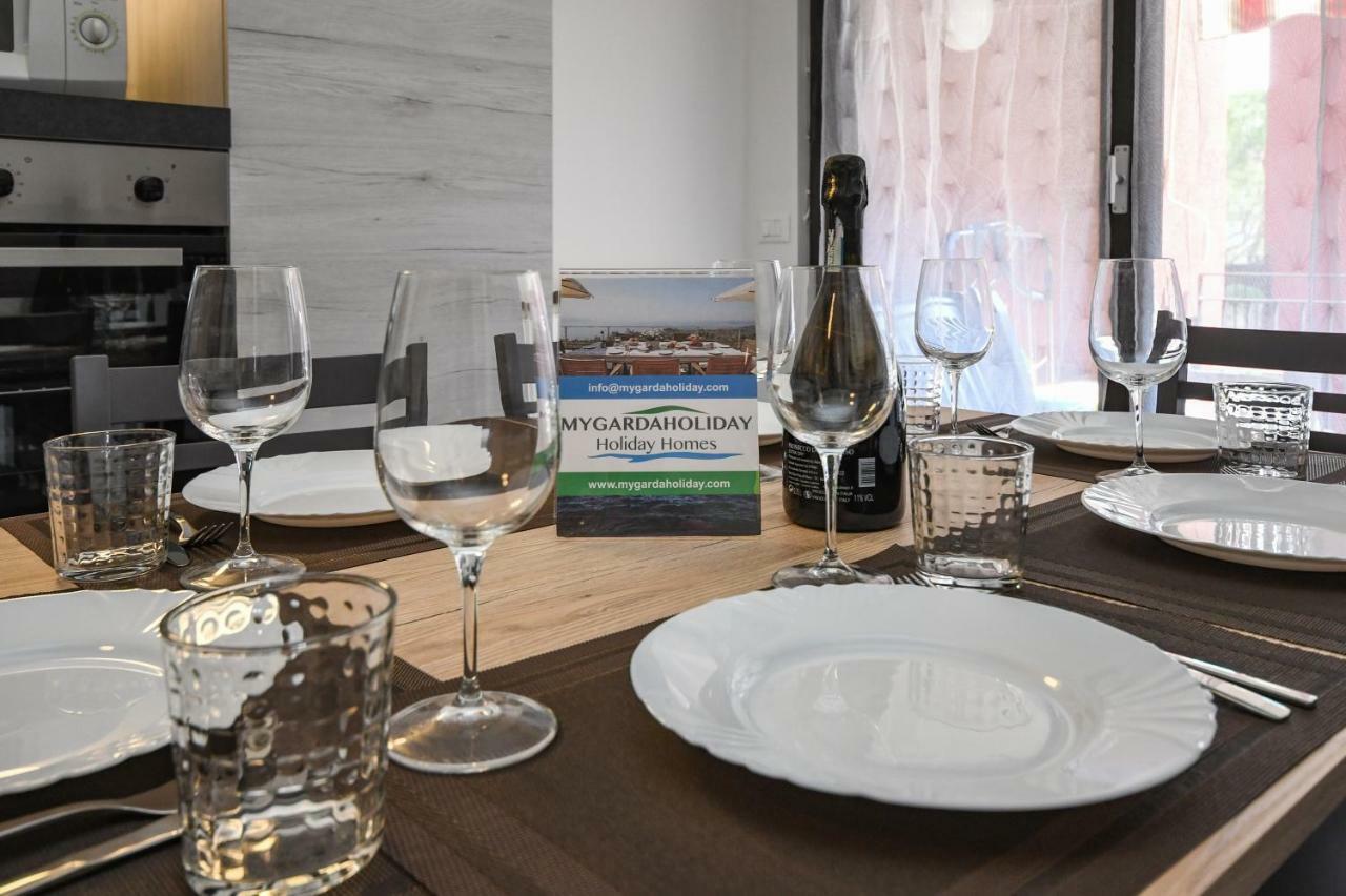 Holiday Sirmione Apartments Zewnętrze zdjęcie