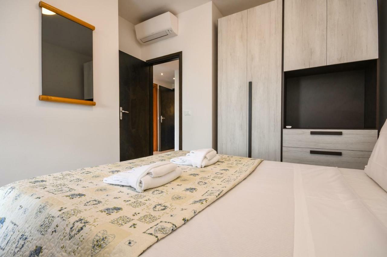 Holiday Sirmione Apartments Zewnętrze zdjęcie