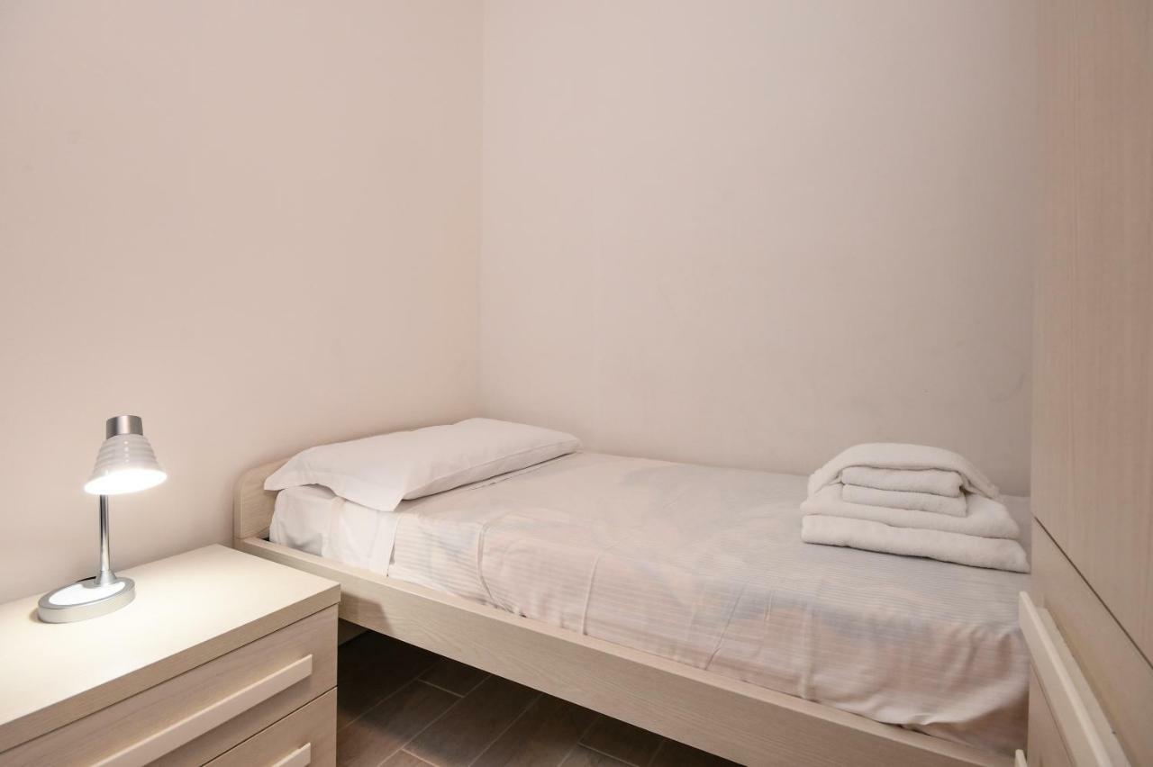 Holiday Sirmione Apartments Zewnętrze zdjęcie